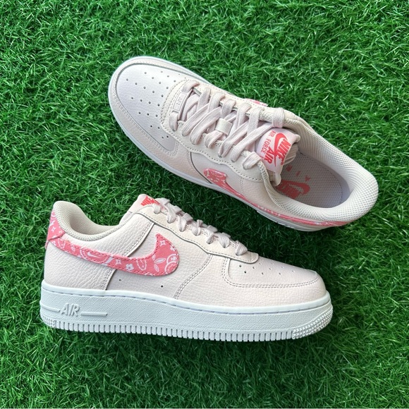 Nike Air Force 1 ‘07 Pearl Pink / Coral Chalk - Picture 10 of 14